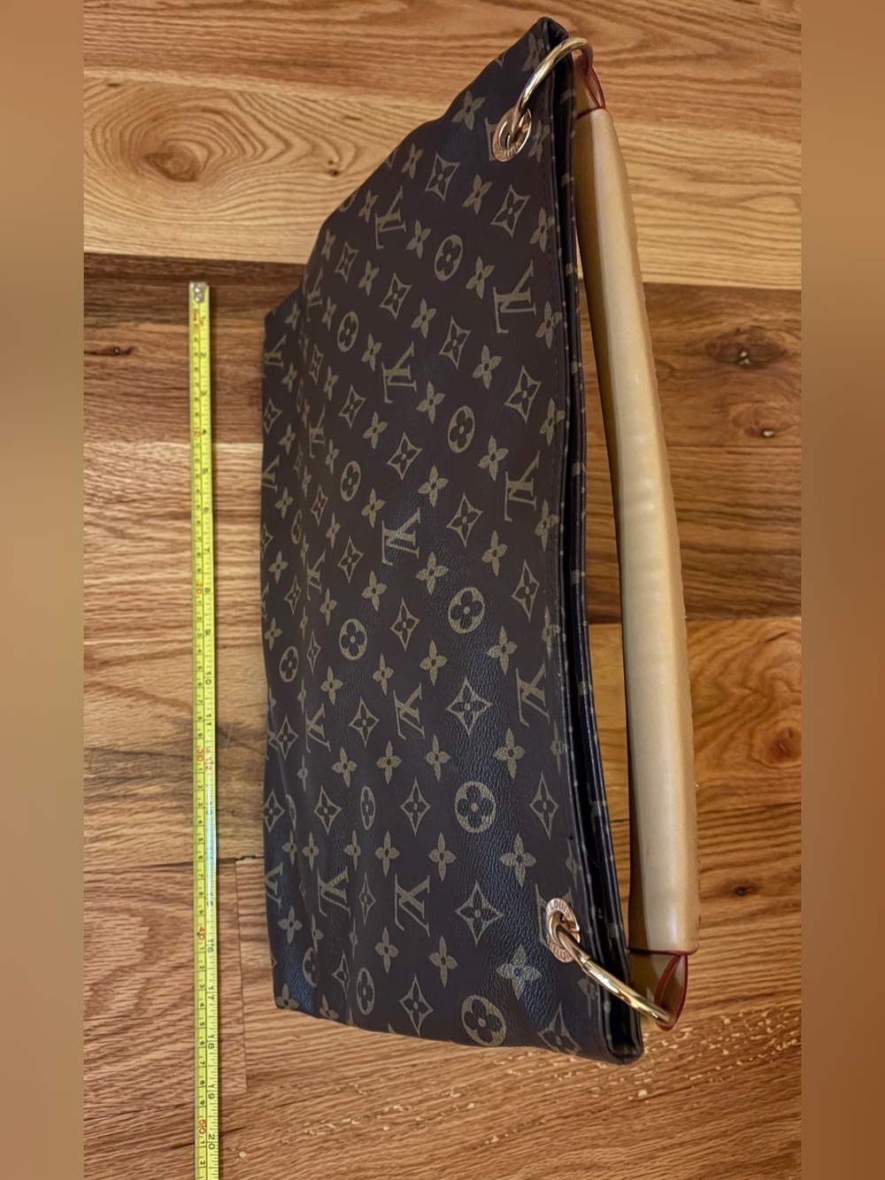 An inspires designer Louis Vuitton Monogram Canvas Shoulder Bag in Brown and Tan - Picture 5 of 7